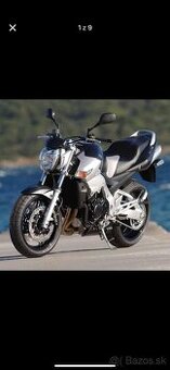 SUZUKI GSR600