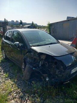 Havarované auto Citroën C3