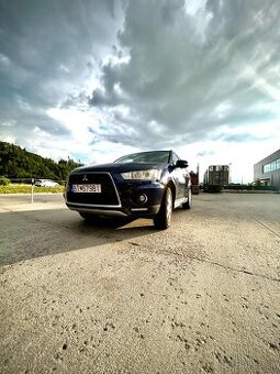 Mitsubishi Outlander 2,2 DI-D TC-SST Instyle +
