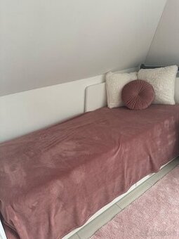 Rezervovane Rozkladacia posteľ Ikea