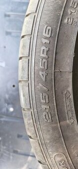 215/45 r16