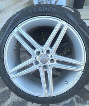 Elektróny Audi +gumy