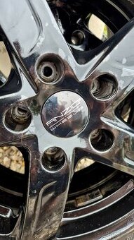 Sada hliníkových diskov so zimnými pneumatikami