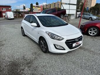 Hyundai i30 1.4i MPI DOHC CVVT Comfort