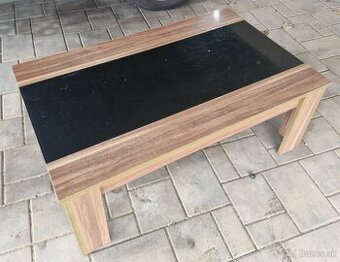 Konferenčný stolík