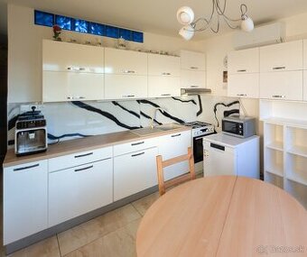 3-izbový byt 73,5 m² – Modra, 6/12. poschodie – 185 000 €