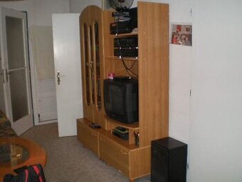 Predám 4-izbový byt na Obchodnej ul. v Bratislave