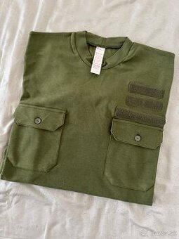 Vojenské hodnostné tričko s vlajkou veľkosť M, L