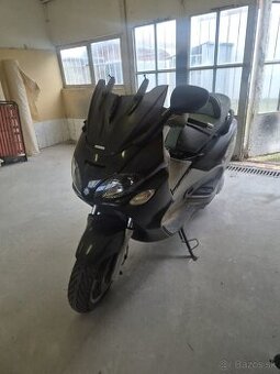 Piaggio X9