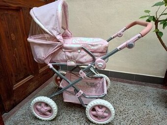 Kočík pre bábiky