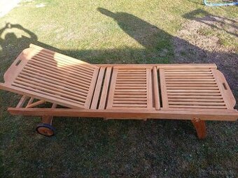 Zahradne drevene lehatko