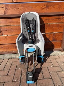 Thule s dvomi adaptérmi