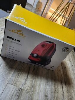 Predám 1xpreskúšaný vreckový vysávač ETA Brillant - komplet