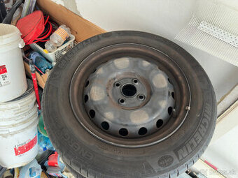 Letné pneumatiky na diskoch 185/65 R15 4x100 Michelin