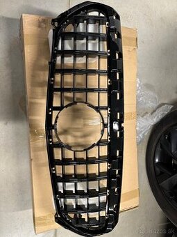 MERCEDES W117 CLA AMG panamerica presna maska