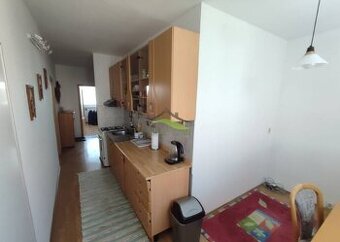 Veľký 3 izbový byt na Štefánikovej ulici v Michalovciach.