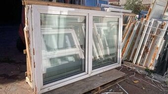 PLASTOVÉ OKNO 2350x1440mm