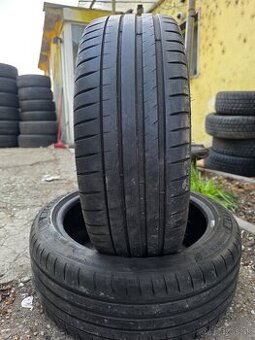 Ponúkam 2 letné pneumatiky Michelin Pilot 215/45 R18