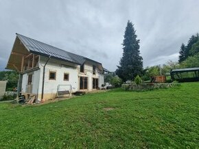 Na predaj rodinný dom v centre obce Makov