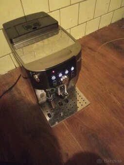 Delonghi na Opravu