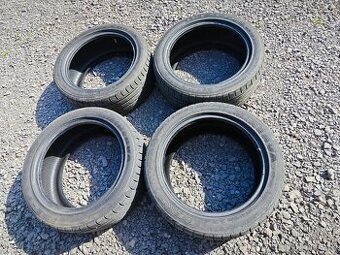 235/45 r17 zimne