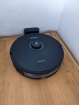 Robotický vysávač