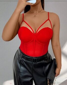 Dámske červené body