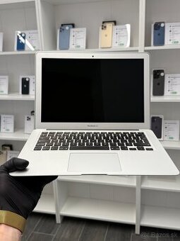 ZÁRUKA 2 ROKY / Apple MacBook Air 2017 / 13.3" / i5 / 8GB
