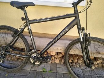 horský bicykel TREK 3700,odpružená vidla,26"kol.,rám L-19.5