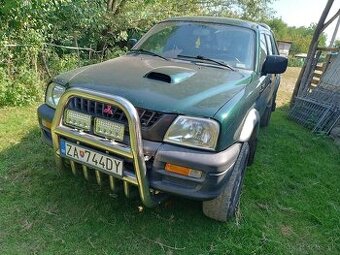 Mitsubishi l200
