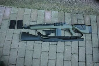 airsoft replika  M14 SOCOM Tokyo Marui