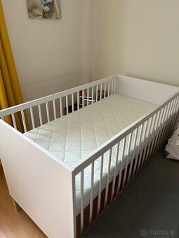 Postieľka s matracom