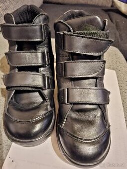 zimne členkove topanky