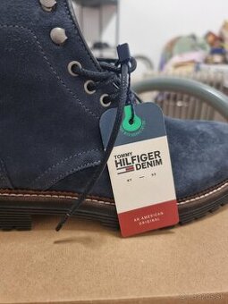 Nove zimne boty Tommy Hilfiger