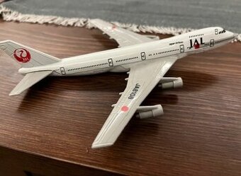 JAL Boeing 747 model lietadla
