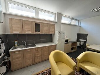 Predaj komerčného priestoru 160,99 m²