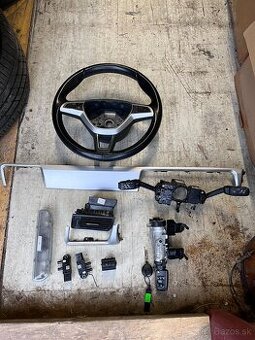 Škoda Rapid kožený volant, páčky svetiel, stieračov, vypínač