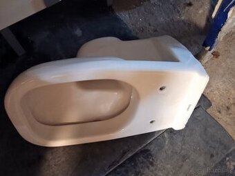 Wc misa Duravit a umývadlo s batériou hansgrohe