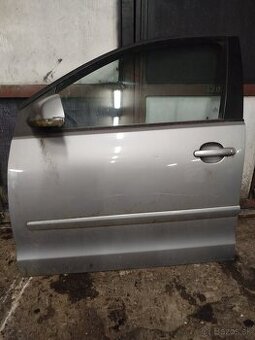 Predám kompletne predné ľavé dvere na vw Polo 9n3 9N Polo 4