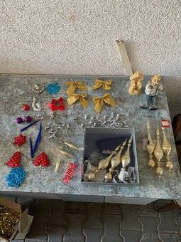 Vianocne ozdoby na stromcek