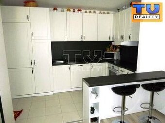 NA PREDAJ 1-IZB.BYT V DUBNICI NAD VÁHOM 33M2 2X BALKONY