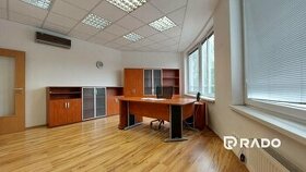 RADO | Predaj kancelárie 49 m2 + parking, Trenčín - Soblahov - 1