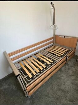 Polohovatelná elektrická posteľ