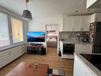 Predaj 2 izbový byt s dvoma balkónmi - Bratislava Lamač