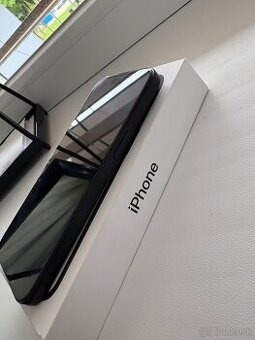 Predám iPhone 15 128GB