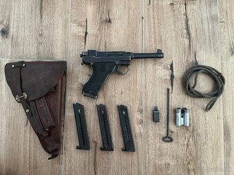 Husqvarna M40 kal. 9 mm Luger s príslušenstvom