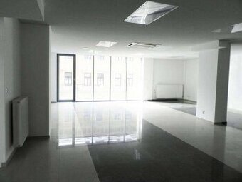 Reality Kolesár prenajíma priestor 163 m2 Mlynská Centrum