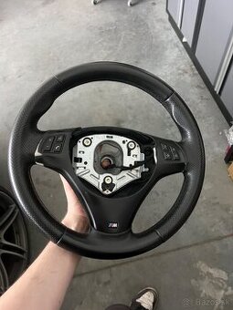 Bmw E90 volant