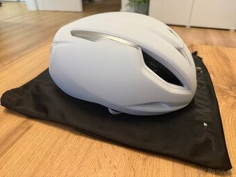Prilba S-WORKS Evade 3