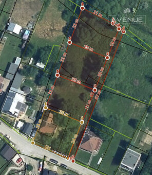 Piata Avenue | Rodinný dom s pozemkom (2502 m2) Žilina - Bit